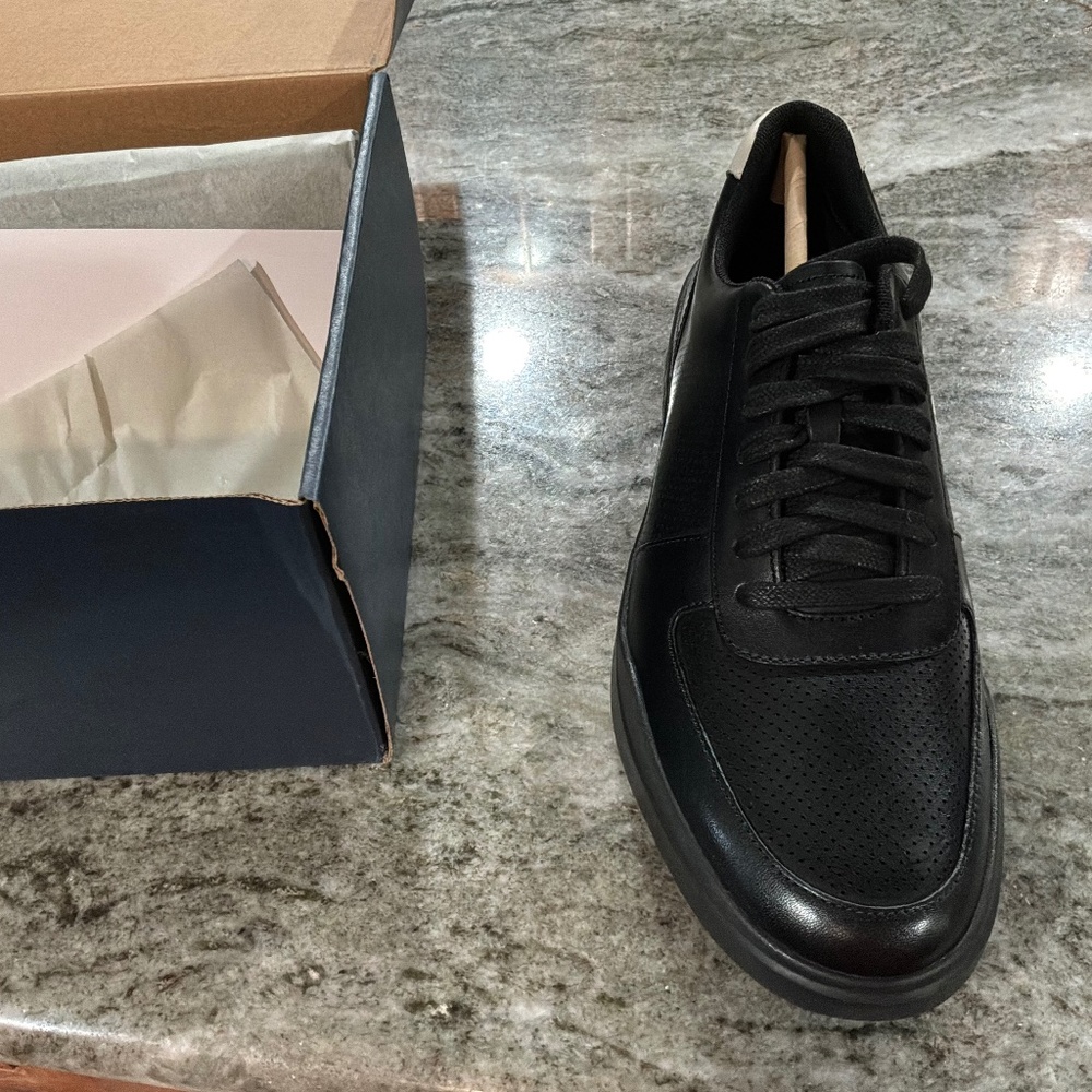 Brand  black Cole Haan dress sneaker